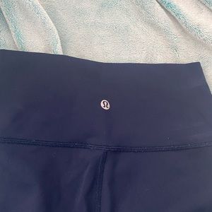navy blue lululemon leggings